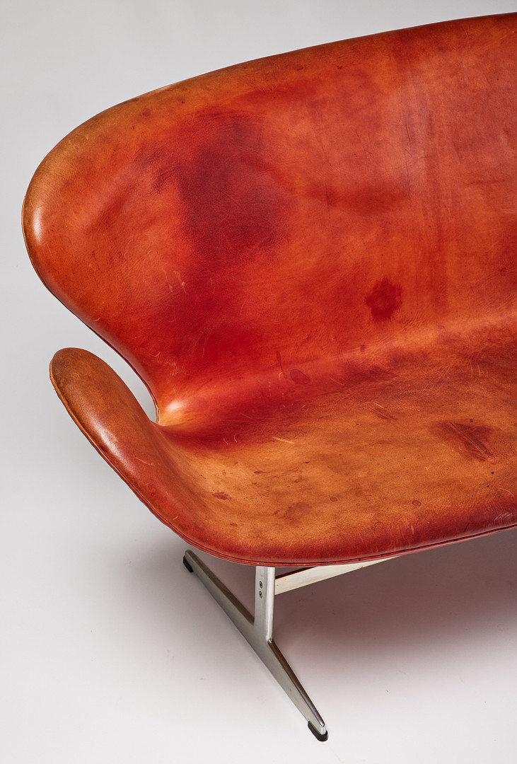 ARNE JACOBSEN.