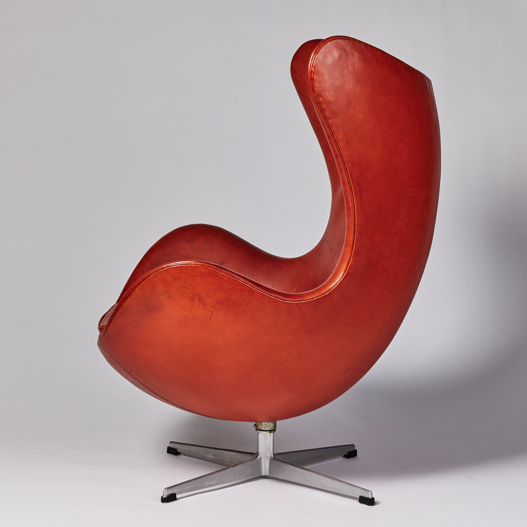 ARNE JACOBSEN. 
