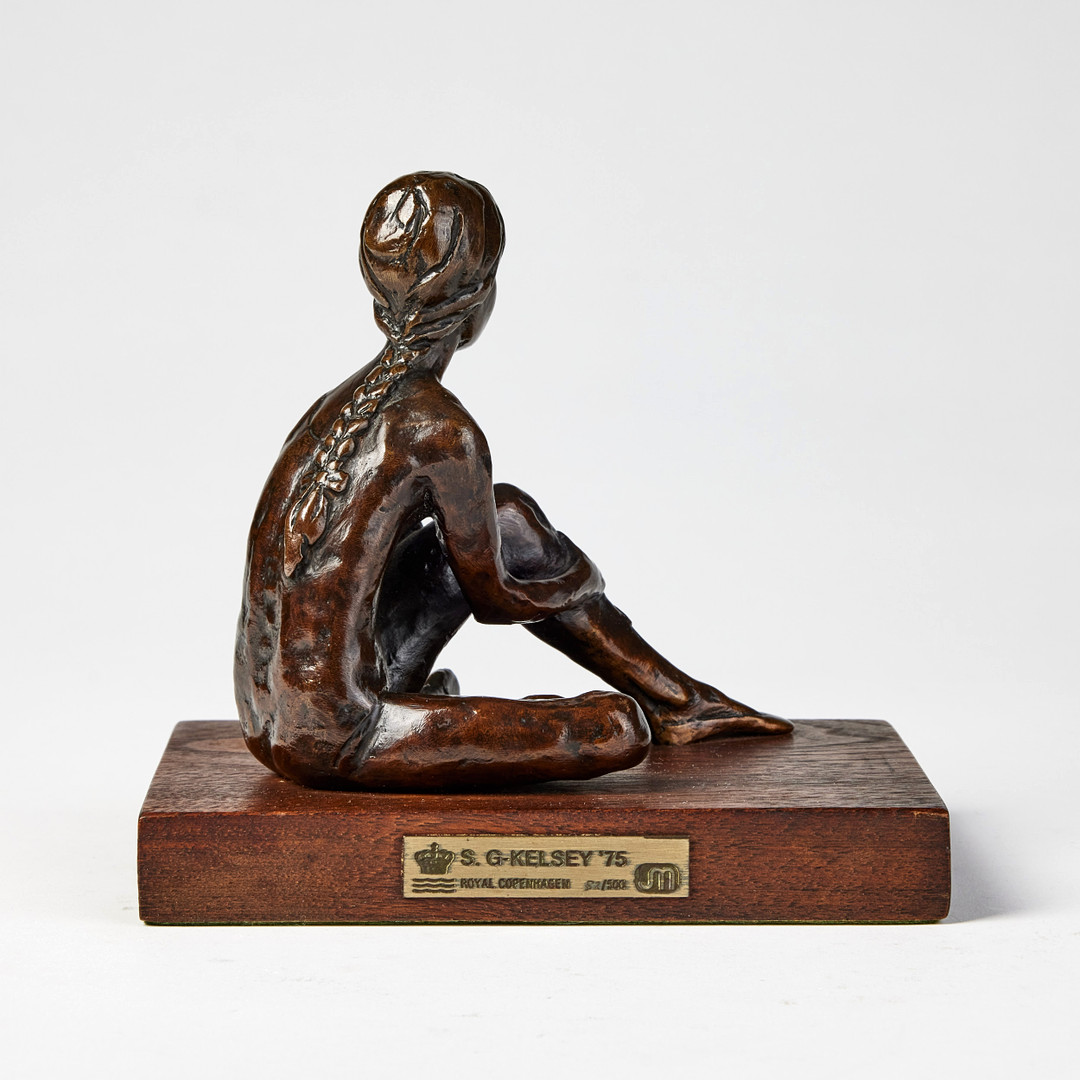 STERETT-GITTINGS KELSEY. Sittande ballerina, skulptur i brons, höjd 14 cm.