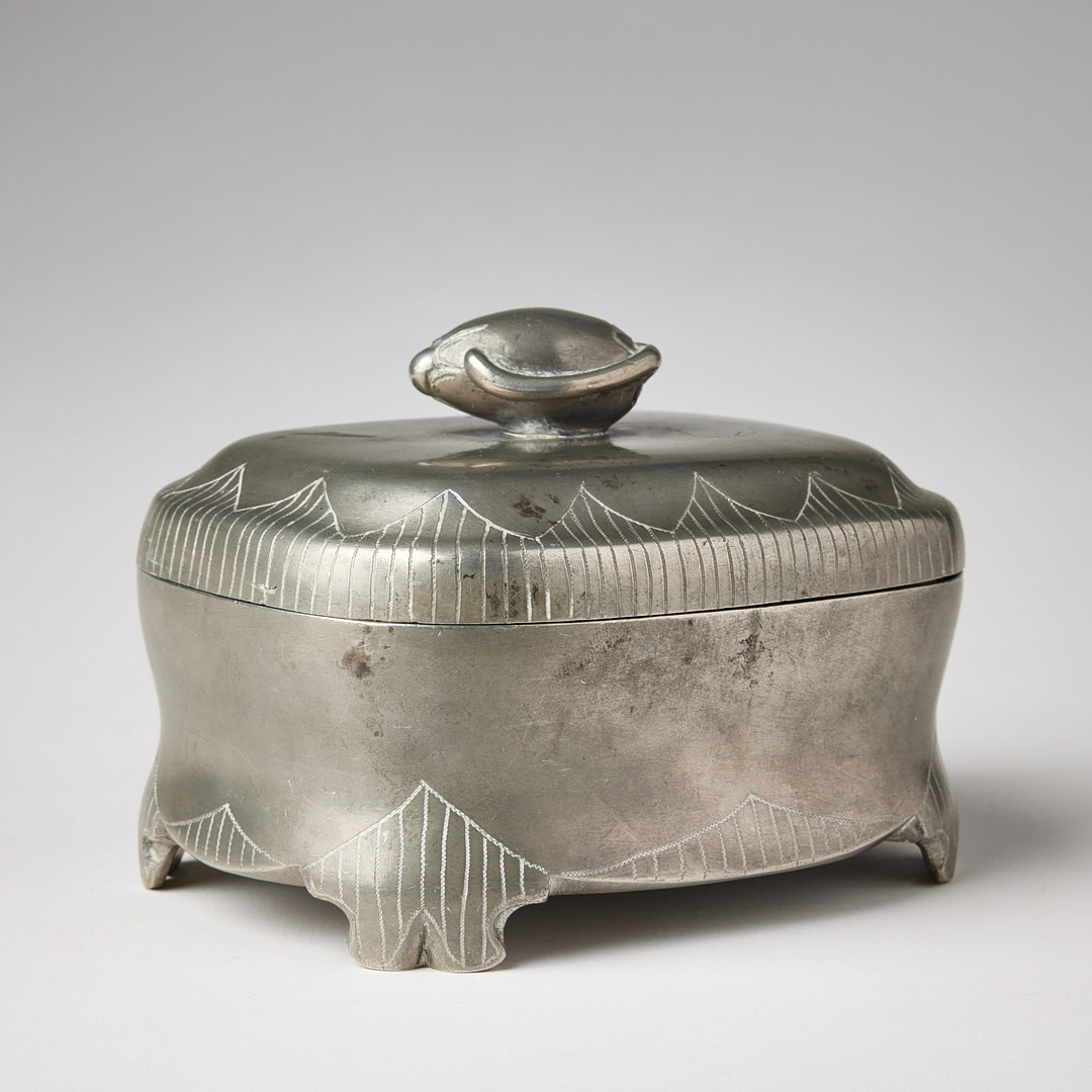 ESTRID ERICSON. Box, pewter, Schröder & Ohlson, Stockholm 1923.