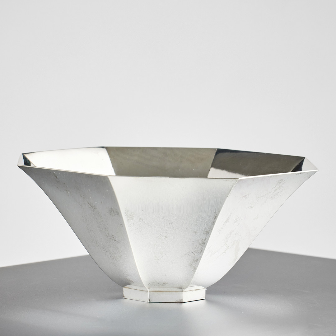 WIWEN NILSSON. A Swedish 20th century serling silver bowl, mark of Wiwen Nilsson, Lund 1944.