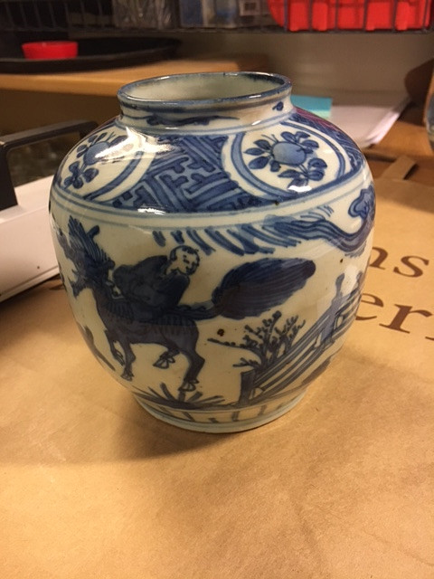 A BLUE AND WHITE 'QILIN' JAR.