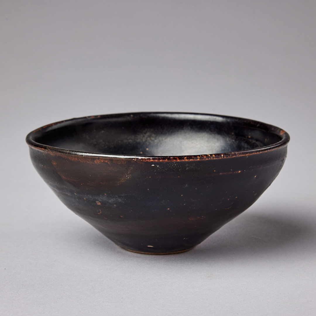 A JIZHOU 'TEA-LEAF-PATTERN' BOWL.