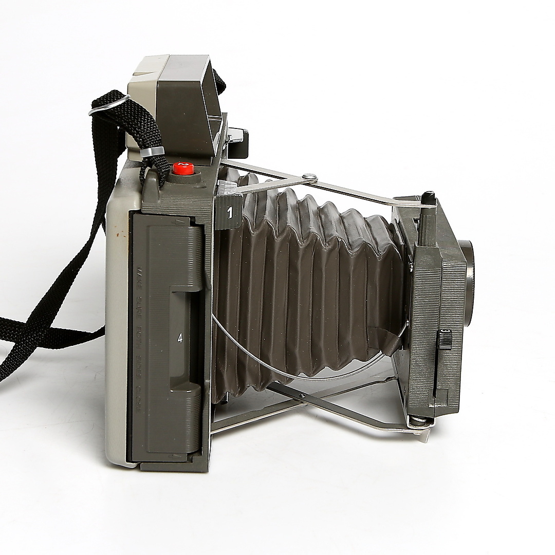 Images for 224888. POLAROID, model 320 Land Camera. 1960s / 70s