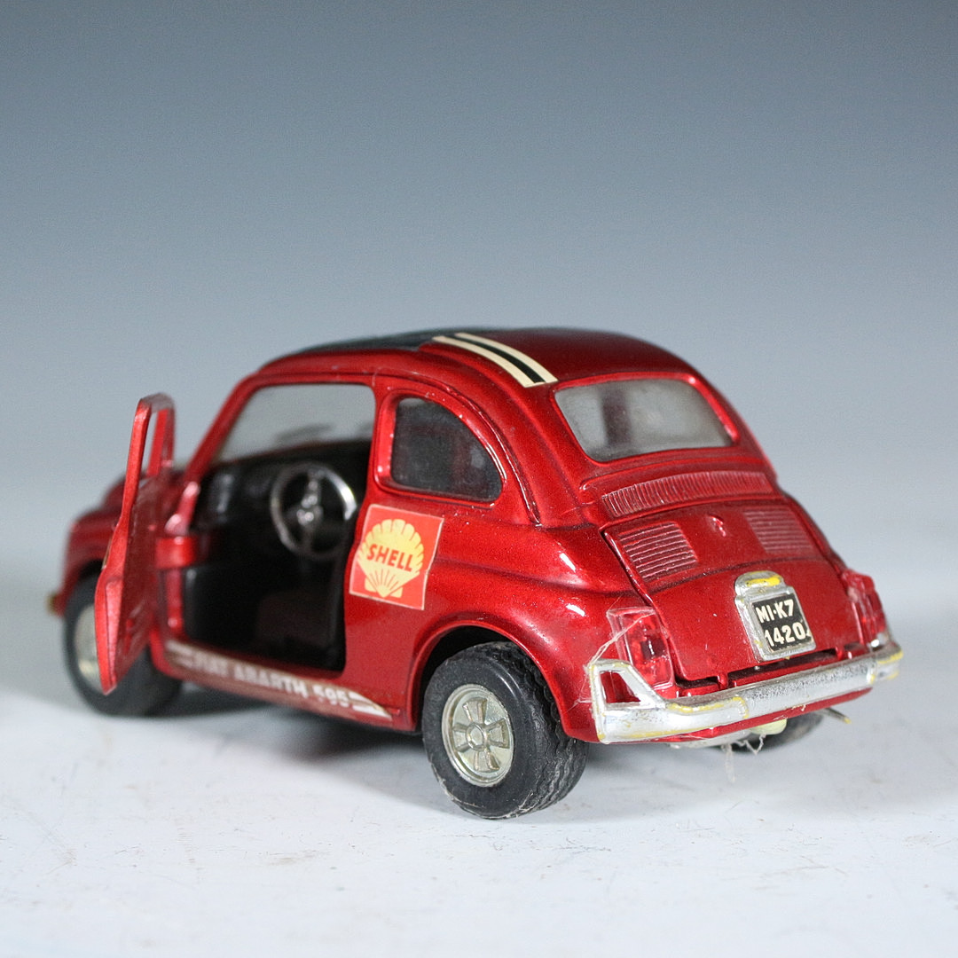 Fiat 500 Abarth – Miniature Politoys échelle 1/25 – Métal, Vintage