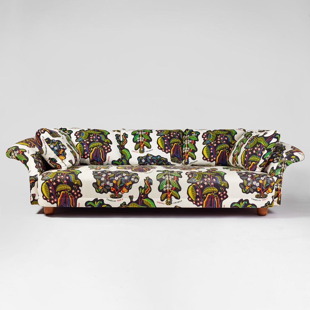 JOSEF FRANK. “Liljevalchssoffan“, soffa, Svenskt Tenn, formgiven 1934, stoppad sits, lösa ryggkuddar, klädd i Josef Frank-kretongen
