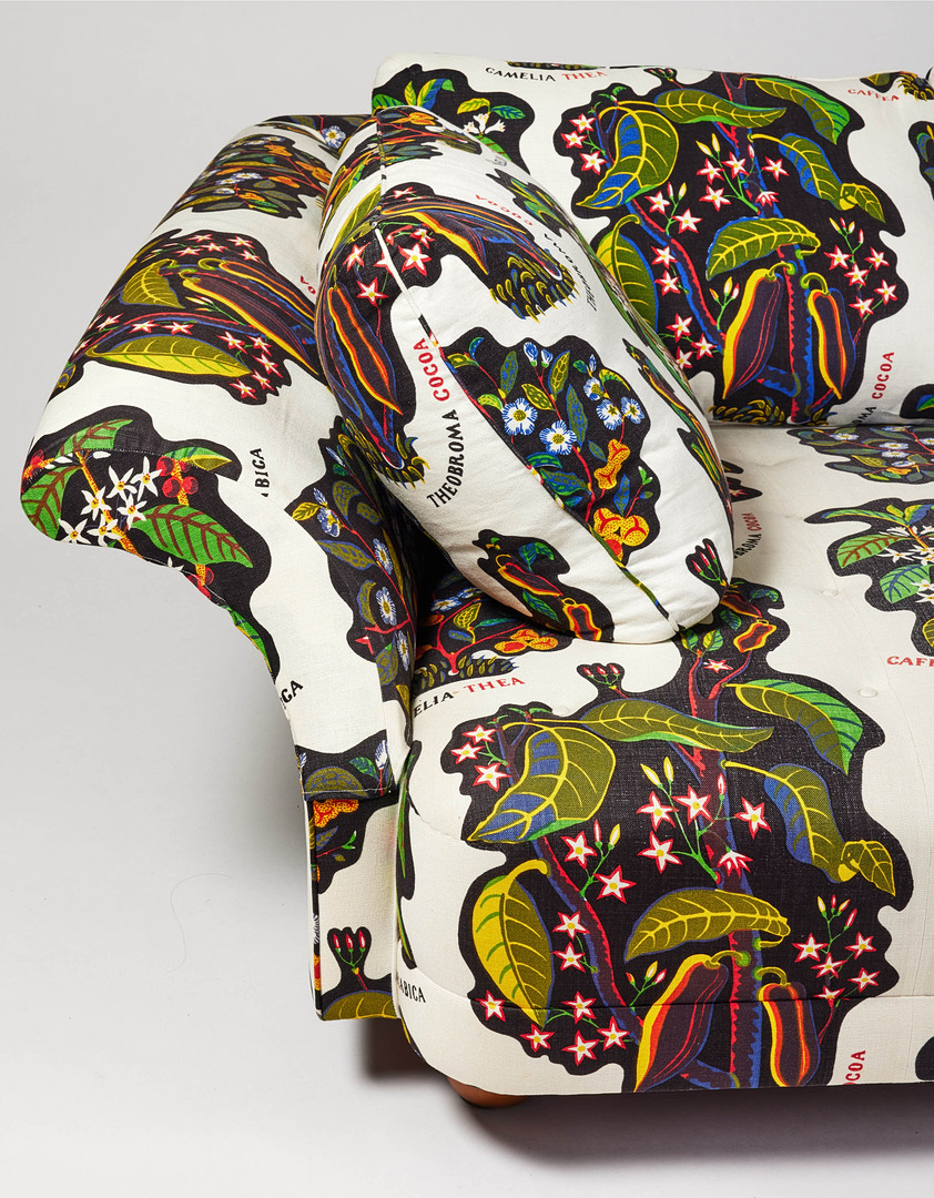 JOSEF FRANK. “Liljevalchssoffan“, soffa, Svenskt Tenn, formgiven 1934, stoppad sits, lösa ryggkuddar, klädd i Josef Frank-kretongen