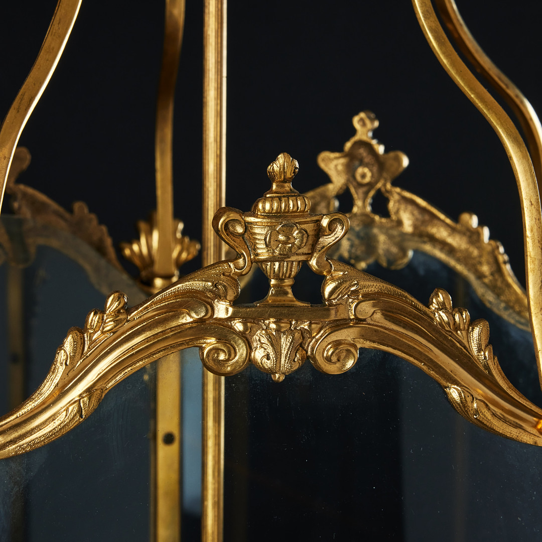 LYKTA, Louis XV-stil, Frankrike 1800-talets andra hälft, förgylld brons, för fem ljus.