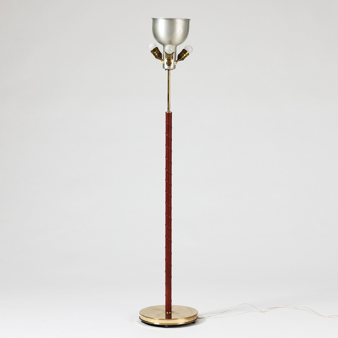 JOSEF FRANK. Golvlampa, Firma Svenskt Tenn, mässing, modell 2148.