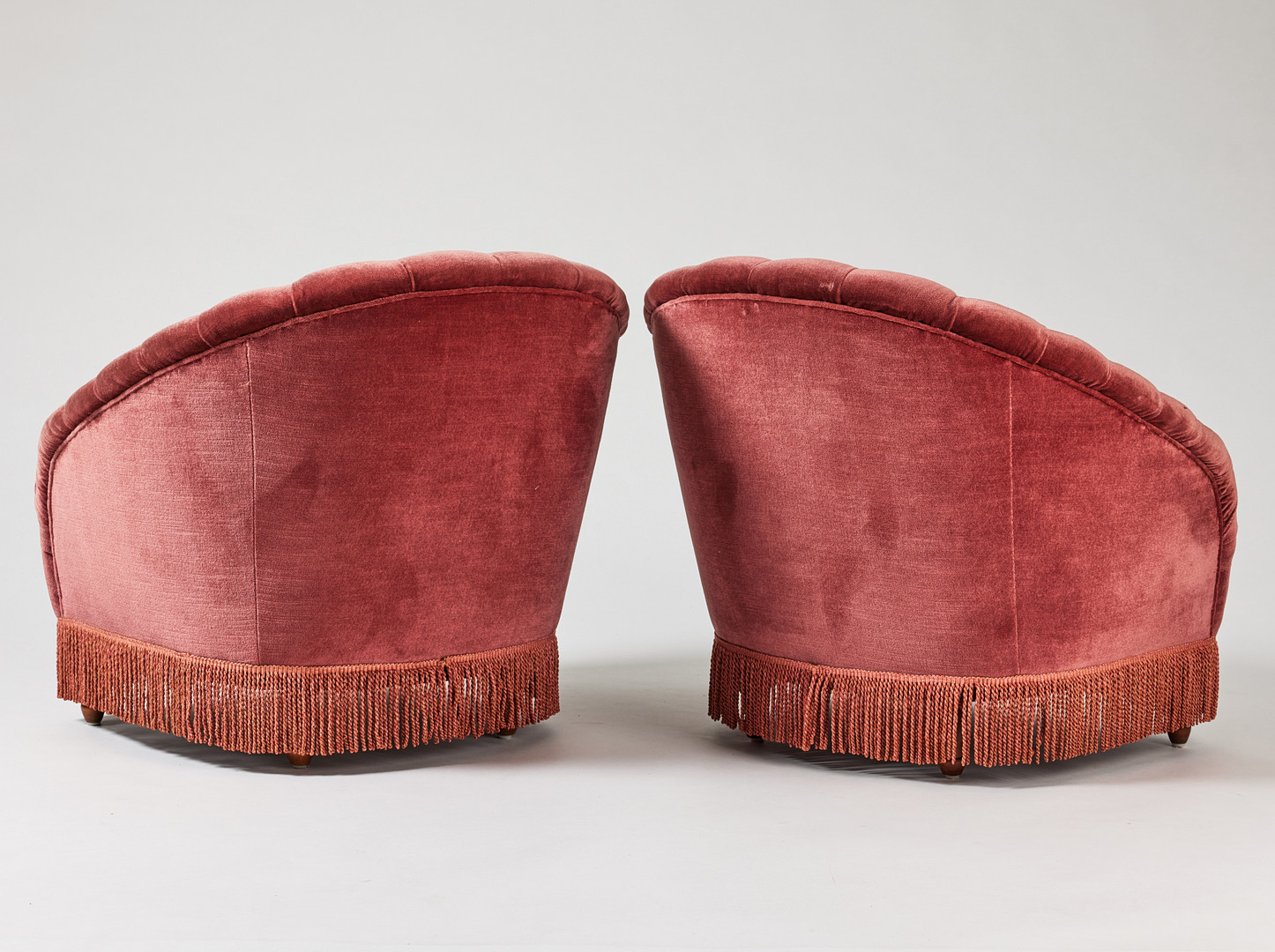 CARL CEDERHOLM. Tillskriven. Fåtöljer, 1 par, Firma Stil & Form, Stockholm 1940-50-tal.