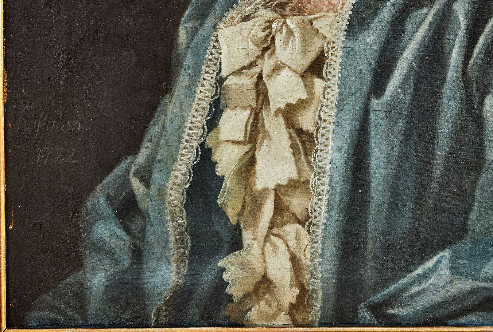 JONAS HOFFMAN (1726-1780). Ett par porträtt av borgmästare, rådman Kniper och hans fru, född Claesson, signerade och daterade Hoffman 1772, olja på duk.