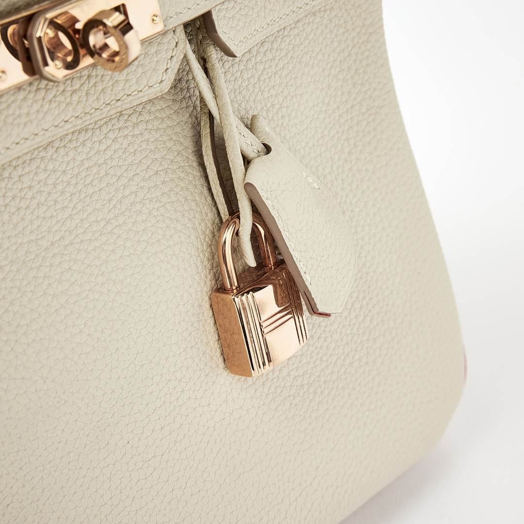 HERMÈS,