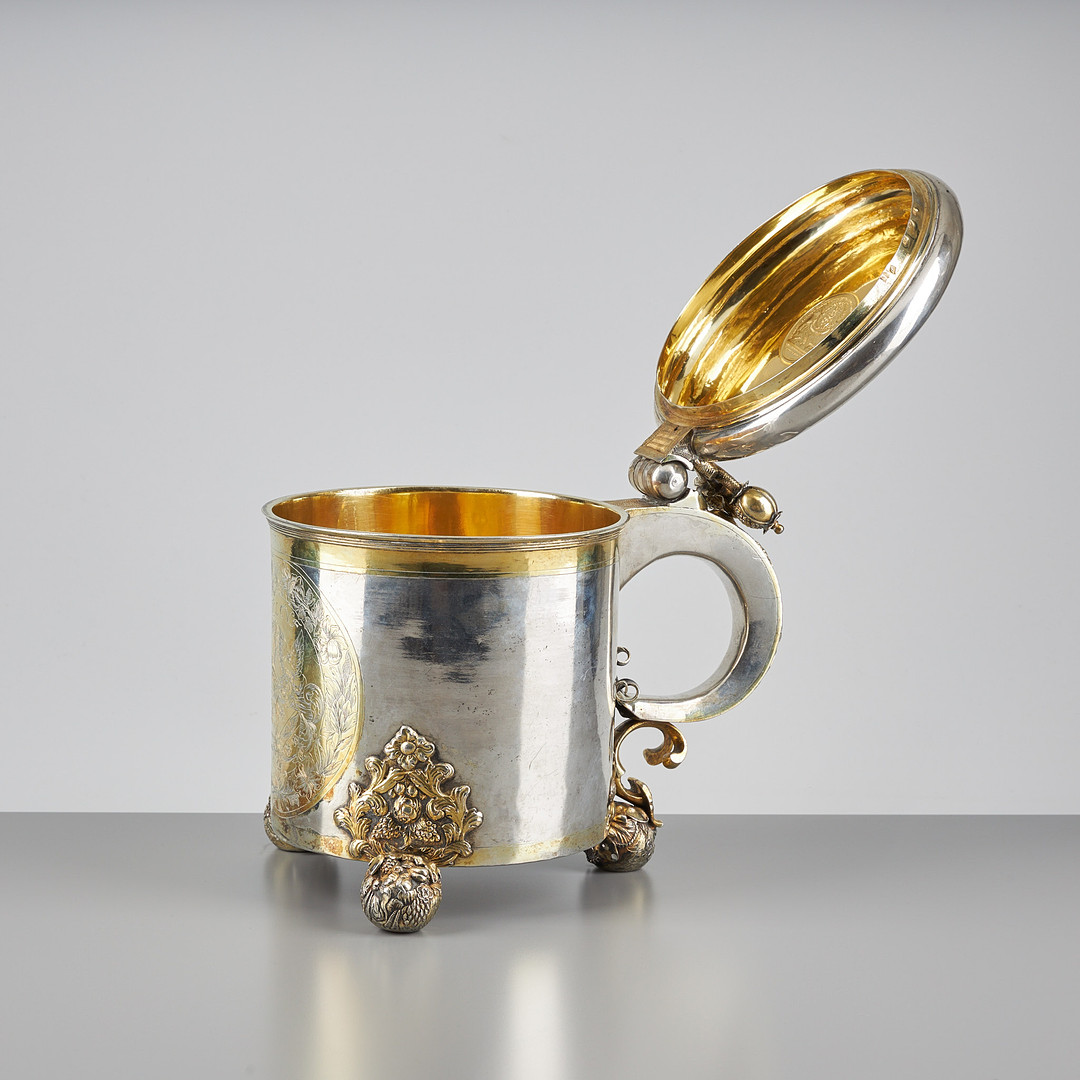 DRYCKESKANNA, silver, sannolikt Baltikum 1600-talets slut / 1700-talets början, omstämplad i Moskva 1755.