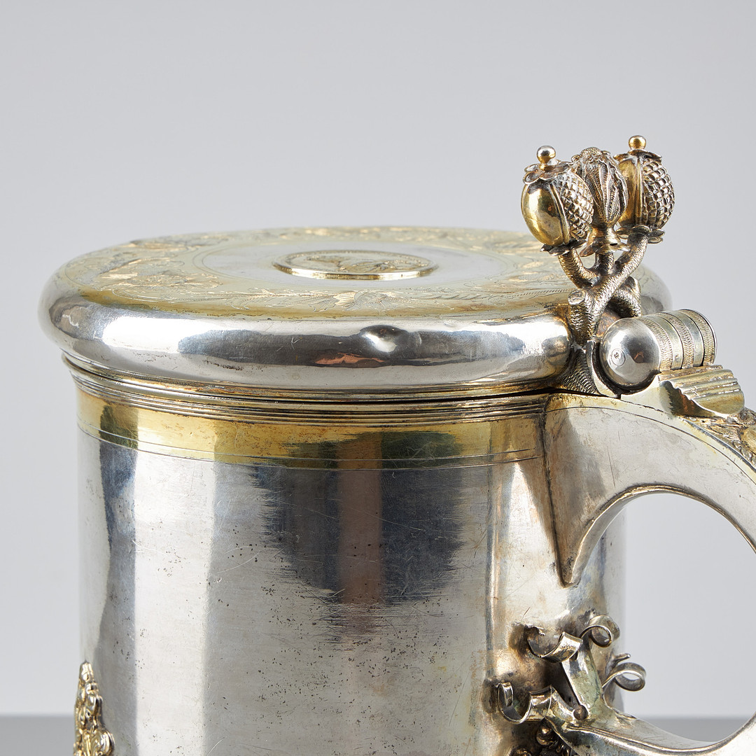 DRYCKESKANNA, silver, sannolikt Baltikum 1600-talets slut / 1700-talets början, omstämplad i Moskva 1755.