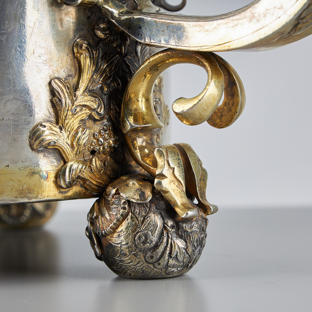 DRYCKESKANNA, silver, sannolikt Baltikum 1600-talets slut / 1700-talets början, omstämplad i Moskva 1755.