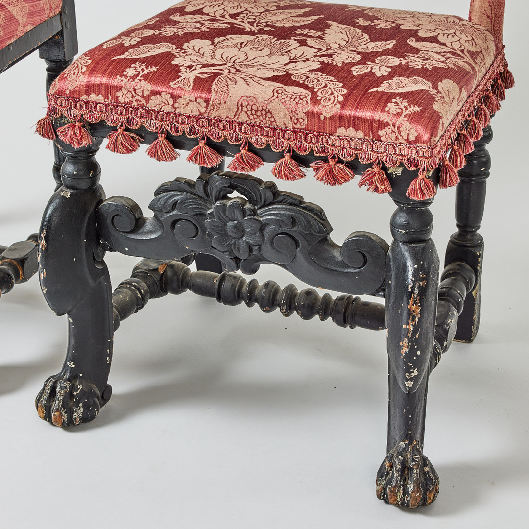 STOLAR FRÅN GEDDEHOLM, två par, karolinsk barock, Sverige omkring år 1700, träskuren dekor.