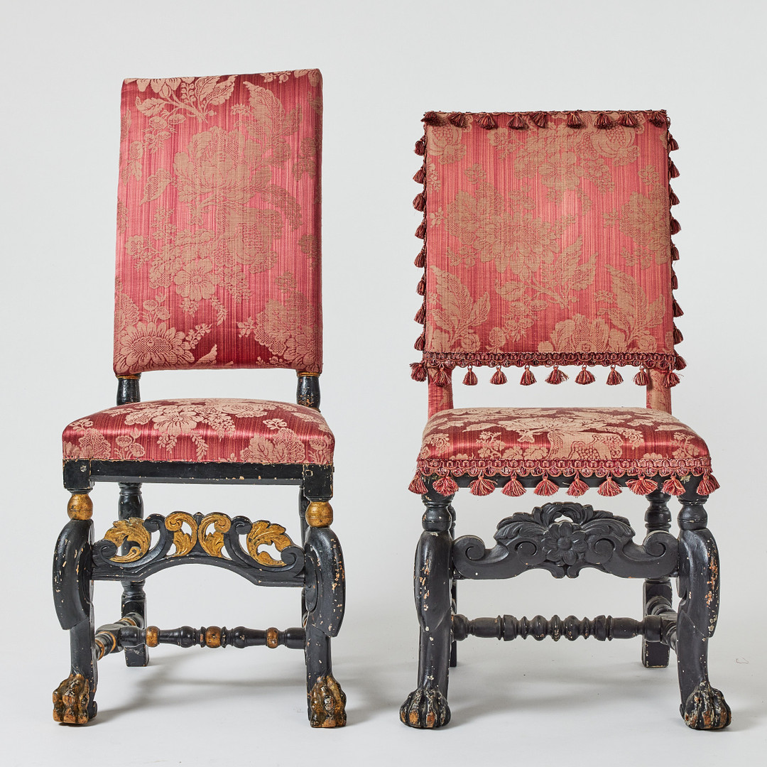 STOLAR FRÅN GEDDEHOLM, två par, karolinsk barock, Sverige omkring år 1700, träskuren dekor.