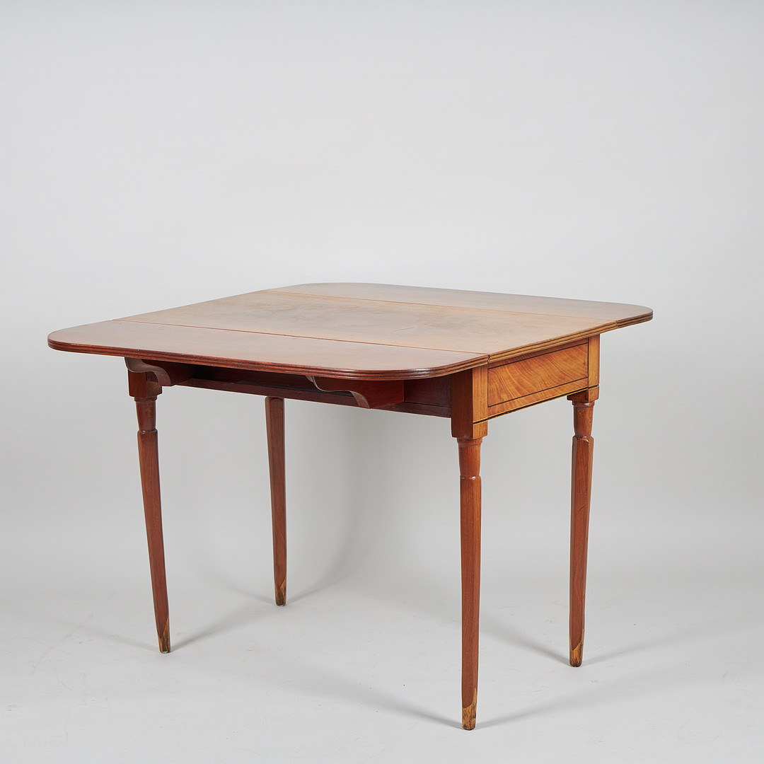 KLAFFBORD, 1800-talets mitt, England.