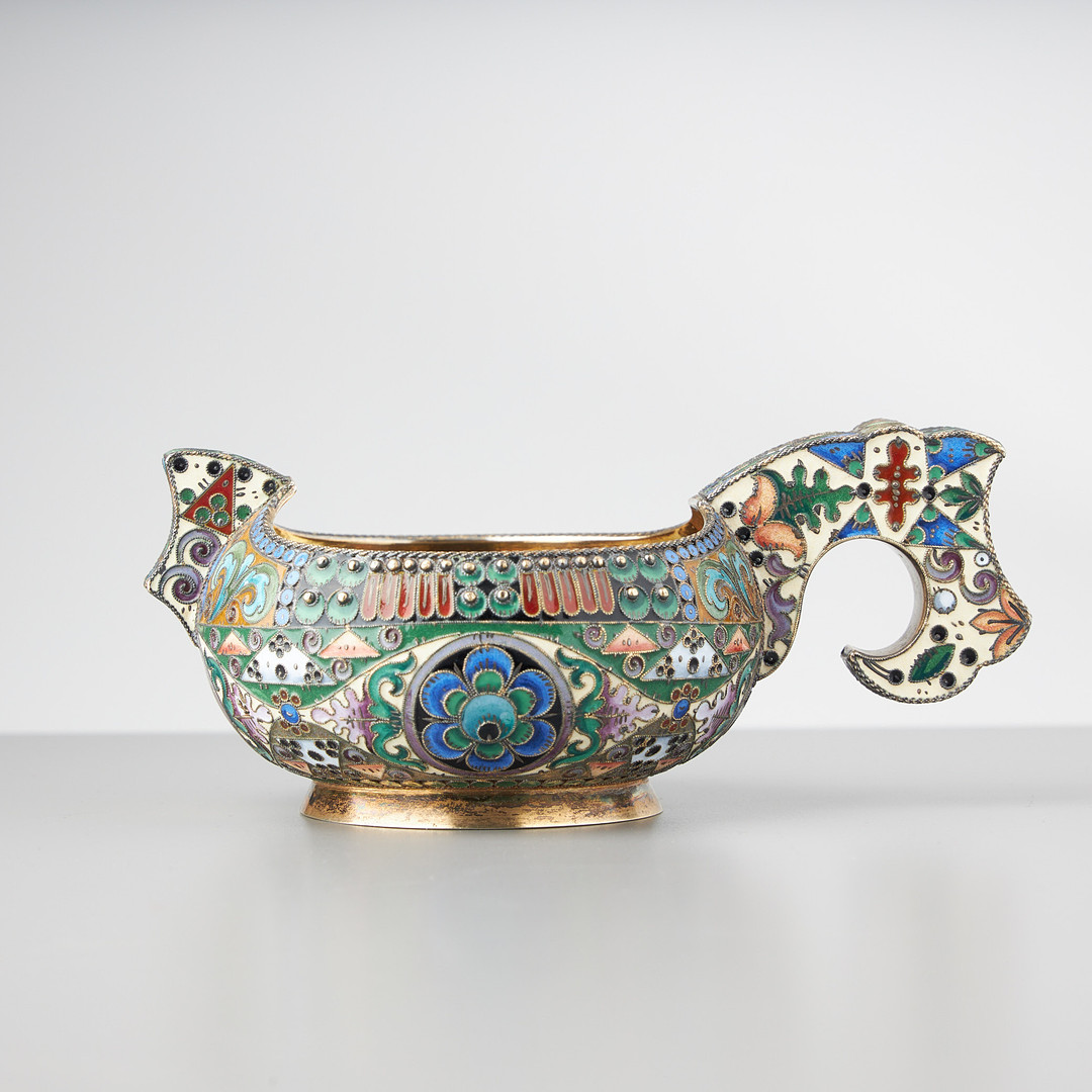 KÅSA, emalj, förgyllt silver, Khlebnikov, Moskva sekelskiftet 1800/1900.