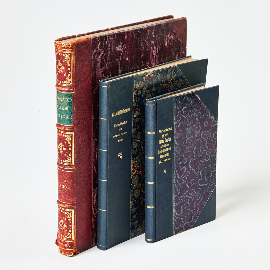 FAMOUS FLORA DANICA with almost 3000 plates, vol. III-XVII and Supplement in 17 volumes. and 3 more.