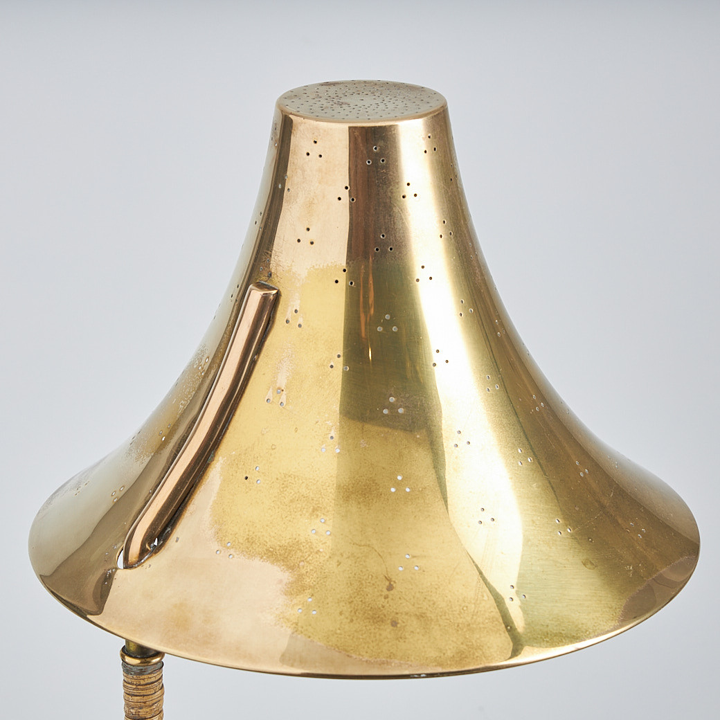 PAAVO TYNELL. BORDSLAMPA. Taito Oy, 1940-tal.