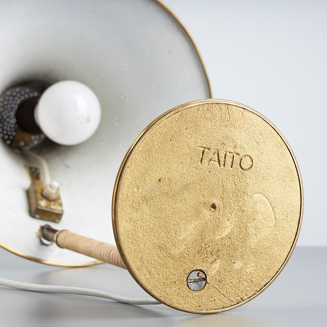 PAAVO TYNELL. BORDSLAMPA. Taito Oy, 1940-tal.