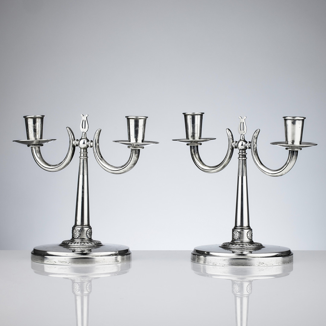 CG HALLBERG. Kandelabrar för två ljus, ett par lika, silver, Stockholm 1929-1936. Swedish Grace.