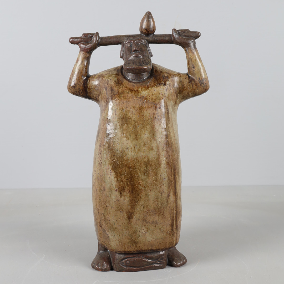 ÅKE HOLM. Skulptur, 'Noa med duvan'.