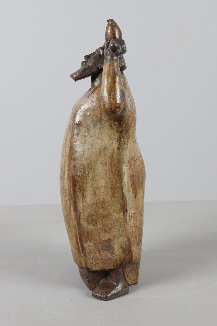 ÅKE HOLM. Skulptur, 'Noa med duvan'.