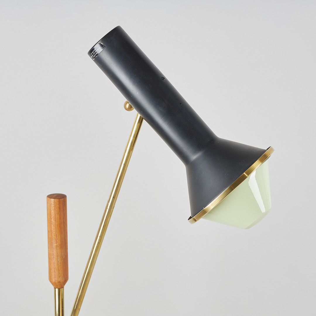 TAPIO WIRKKALA. GOLVLAMPOR, 2 st. K10-47, Idman Ab, 1960-tal. Modellen formgiven 1960.