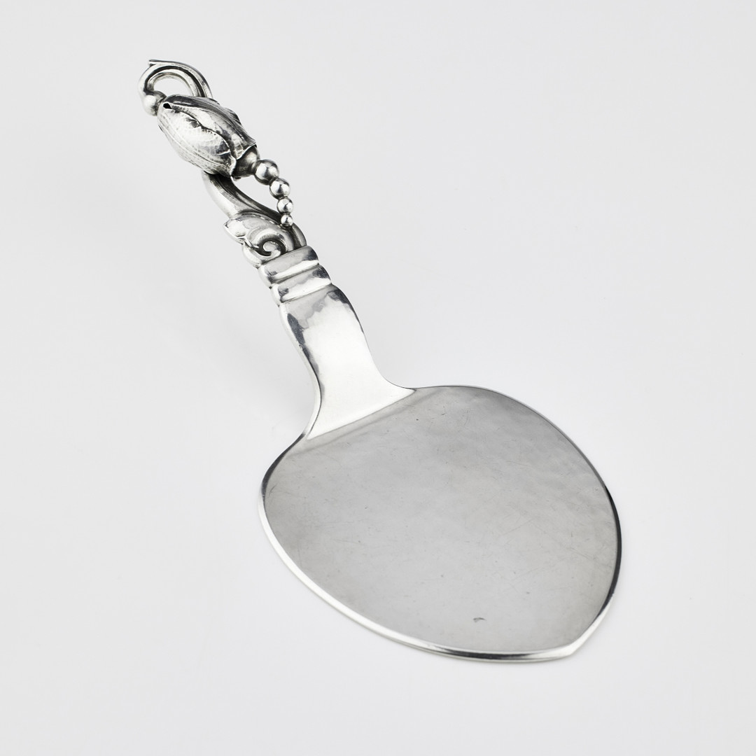 GEORG JENSEN. Sandwichspade, sterlingsilver, Köpenhamn 1933-1944. Magnolia. Design nr 84.