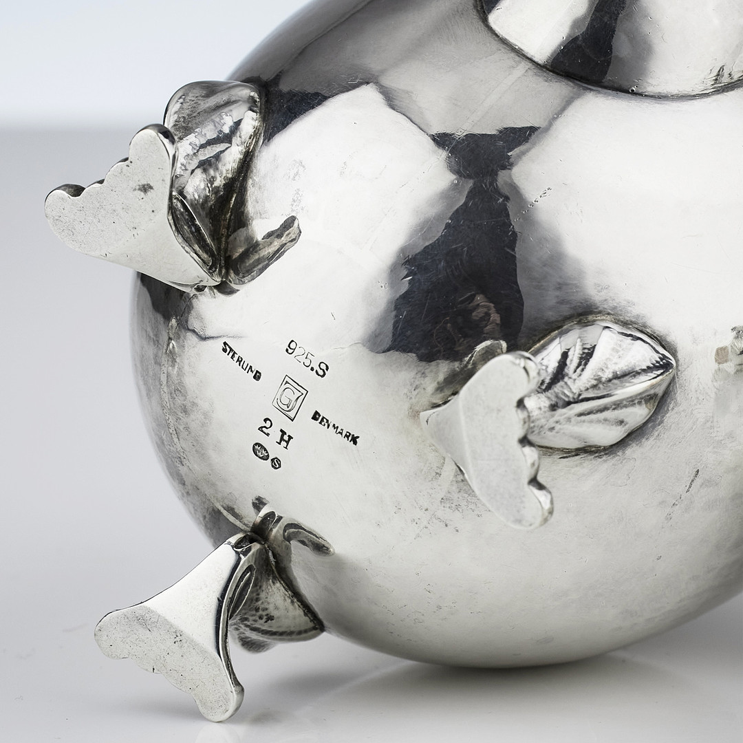 GEORG JENSEN. Miniatyrset, kaffekanna, gräddkanna och sockerskål, sterling silver, Köpenhamn 1933-1944. Design nr 2 H och 77 B.