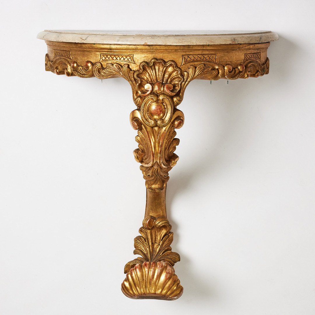 KONSOLBORD, rokokostil, 1800-tal, träskuren dekor, förgyllt.