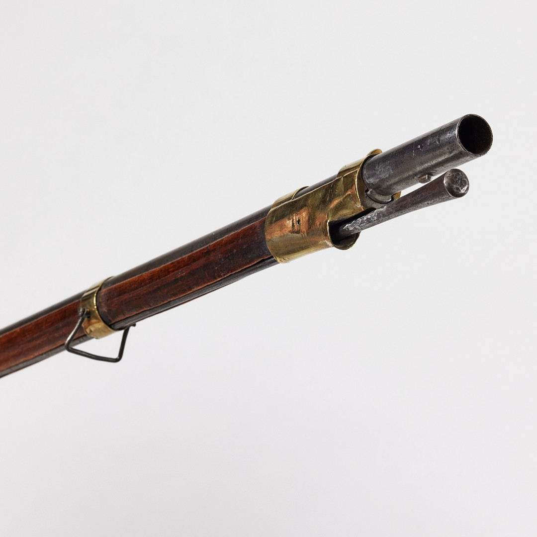 FLINTLÅSGEVÄR, svenskt, m/1775, infanterigevär för manskap, med bajonett.