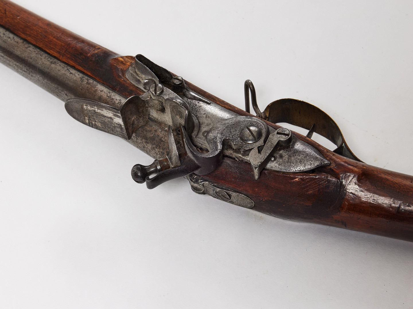 FLINTLÅSGEVÄR, svenskt, m/1775, infanterigevär för manskap, med bajonett.