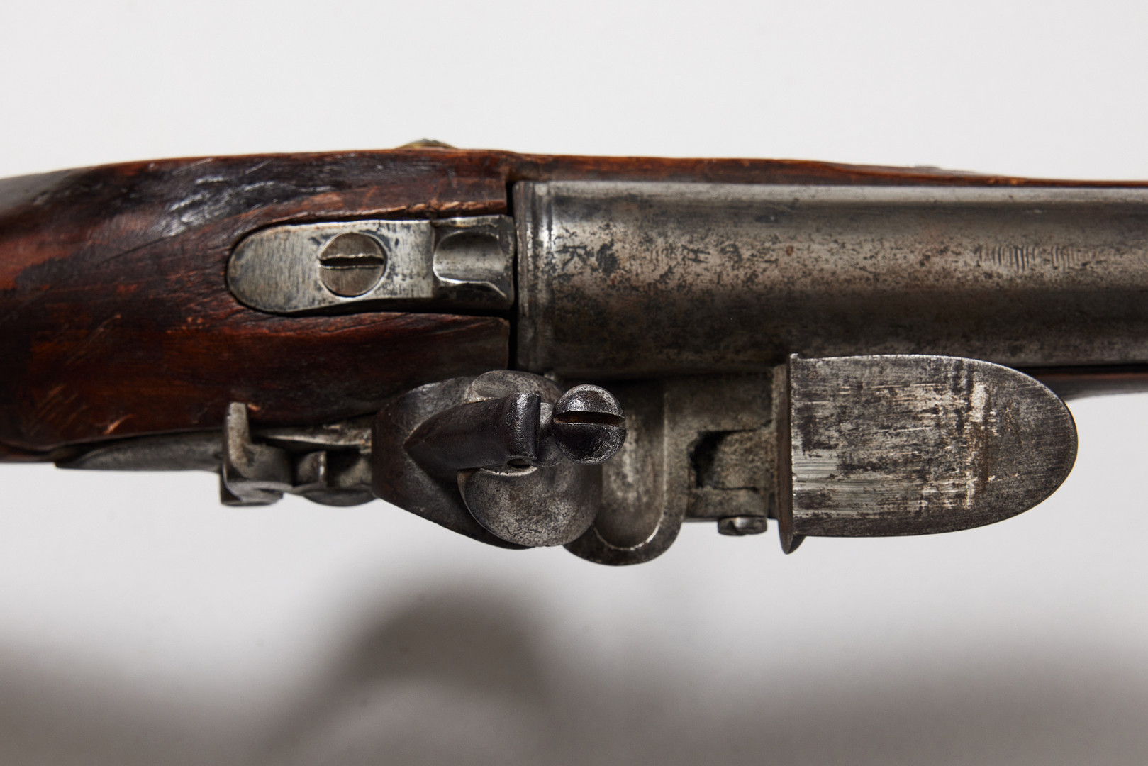 FLINTLÅSGEVÄR, svenskt, m/1775, infanterigevär för manskap, med bajonett.