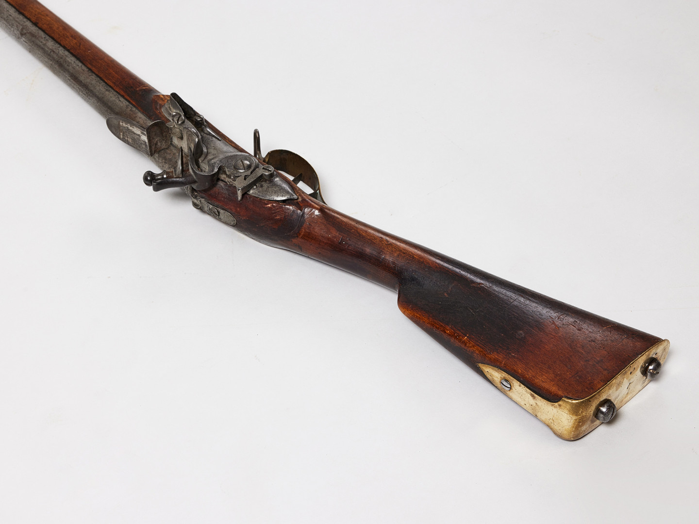 FLINTLÅSGEVÄR, svenskt, m/1775, infanterigevär för manskap, med bajonett.