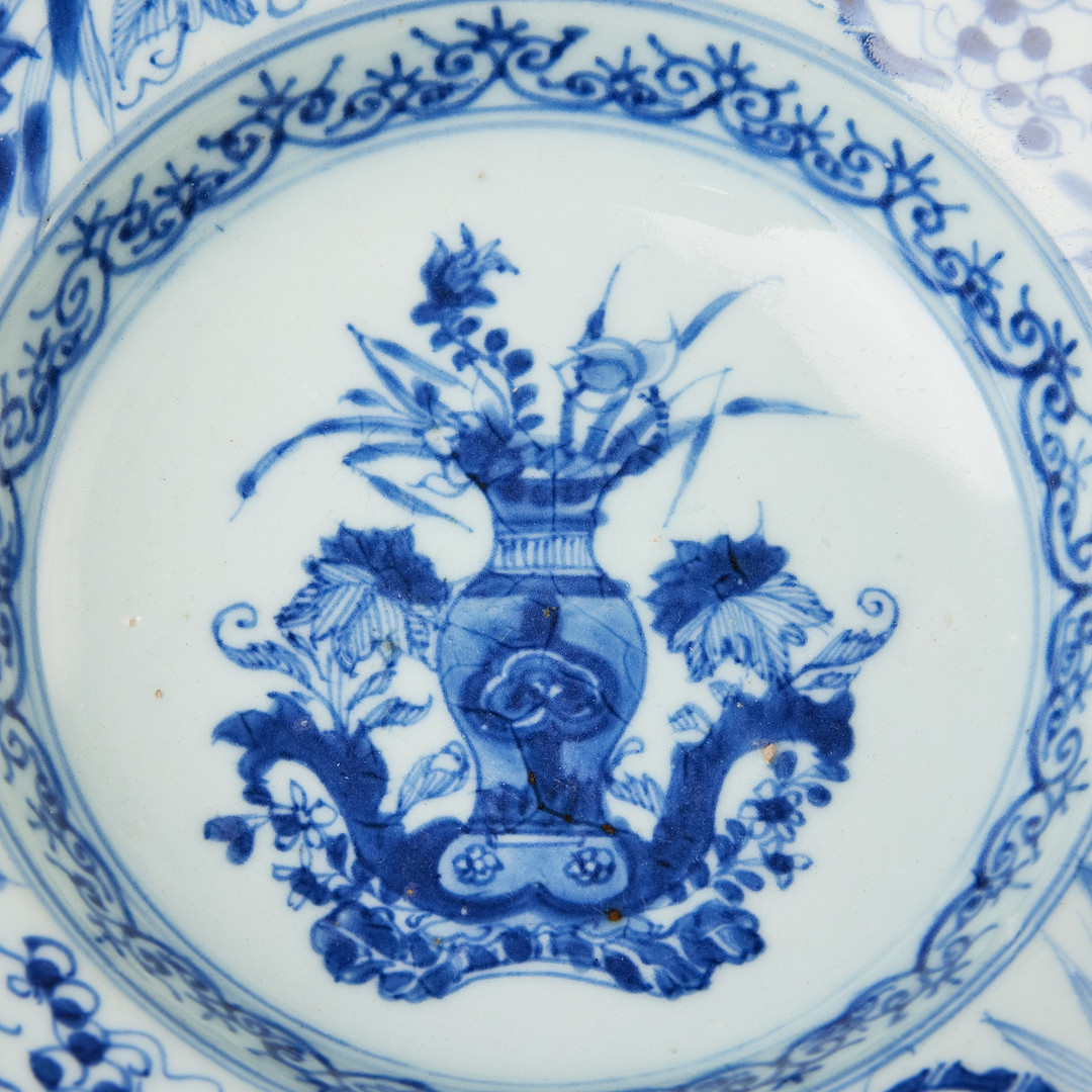 BÄRTALLRIKAR, åtta stycken, porslin, Kina, Qianlong (1736-1795).