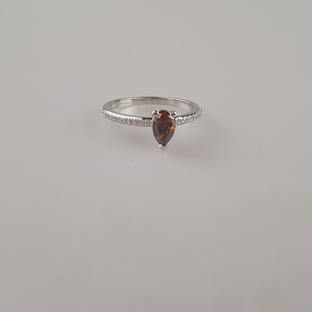 Goldring mit Diamant - Weißgold, Diamant 0,67 ct.