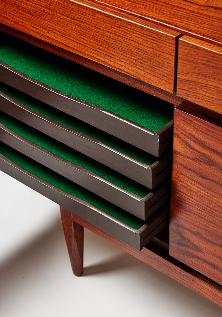 IB KOFOD-LARSEN. Sideboard, Faarup Möbelfabrik, Danmark 1960-tal, jakaranda.