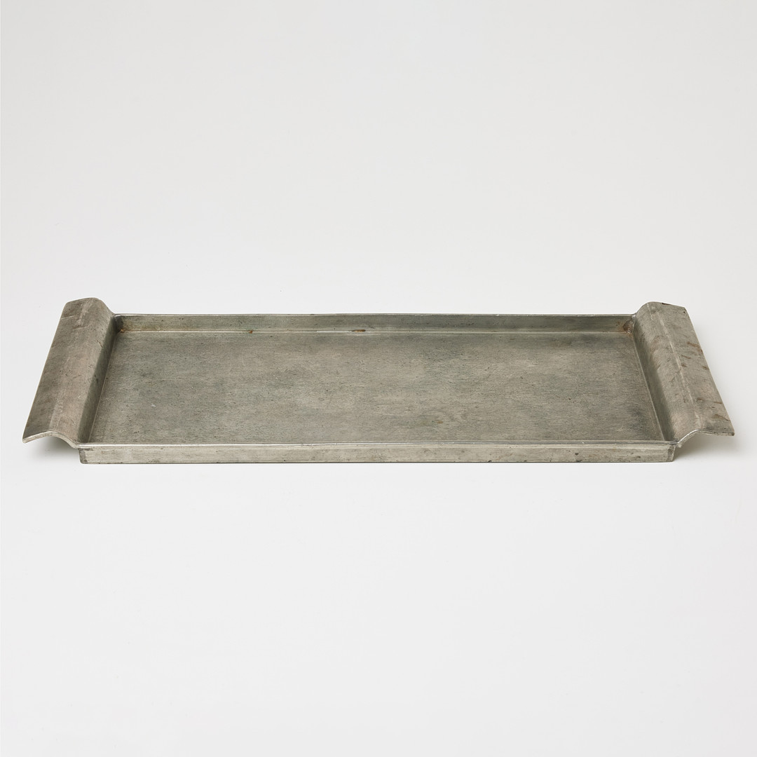 NILS FOUGSTEDT. bricka, Firma Svenskt Tenn, tenn, 1931.