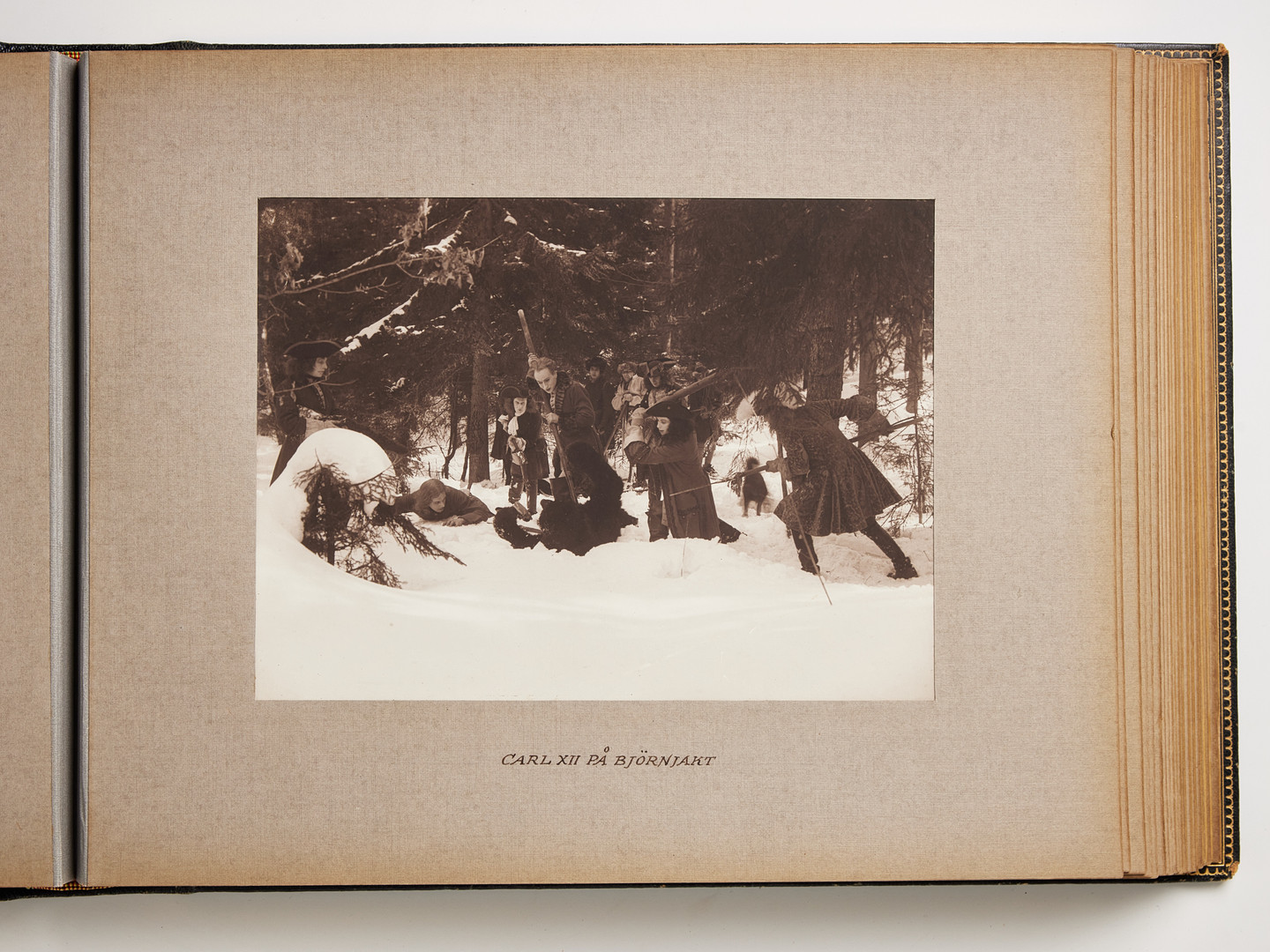 KUNGLIGT ALBUM STILLBILDER UR FILMEN CARL XII 1925.