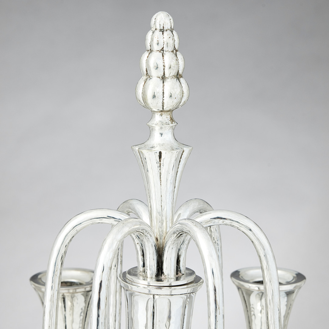 KARL ANDERSON. Ljusstakar ett par samt en kandelabertillsats, silver, Stockholm 1929.