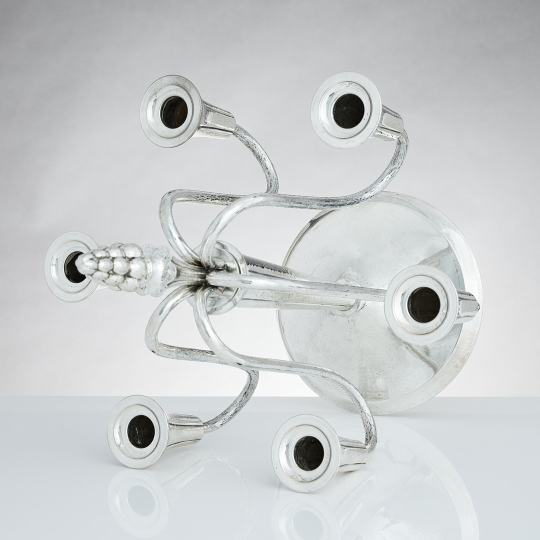 KARL ANDERSON. Ljusstakar ett par samt en kandelabertillsats, silver, Stockholm 1929.