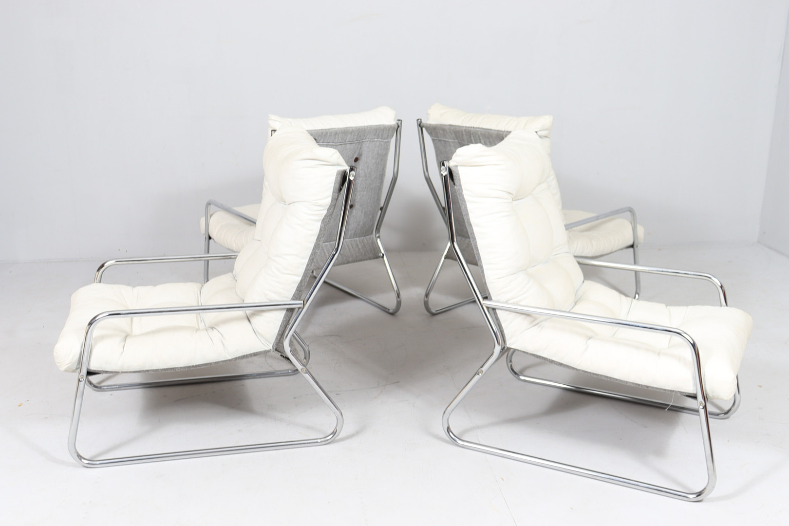 GILLIS LUNDGREN. Mid Century Freischwinger/Sessel von Gillis Lundgren für Ikea, Schweden, 1970er Jahre (4).