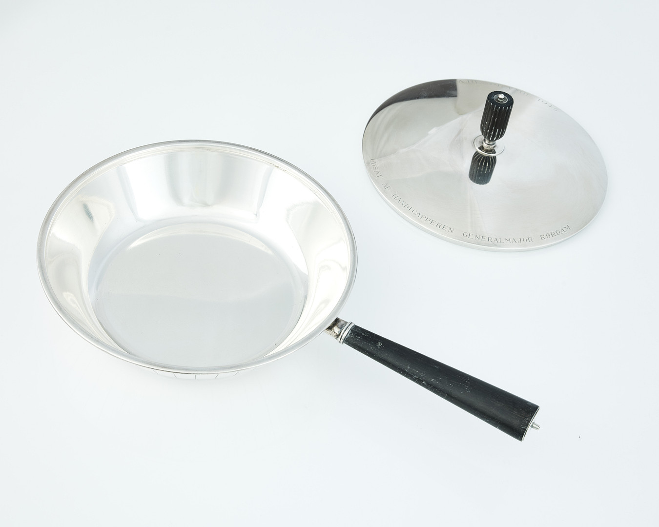 SIGVARD BERNADOTTE. Karott med lock, sterling silver, Georg Jensen & Wendel A/S, Danmark 1945-1951.