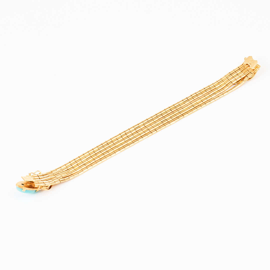 ARMBAND, 18 k guld, 5 halvledade och satinerade länkar, lås med dekor av en oval amazonit med cabochonslipning, Italien/Vicenza, (1944-1968).