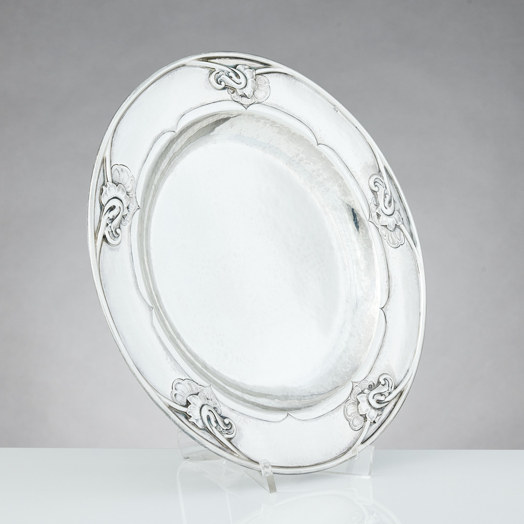GEORG JENSEN. Fat/Tallrik, silver, Danmark 1915-1930. Design nr 232.