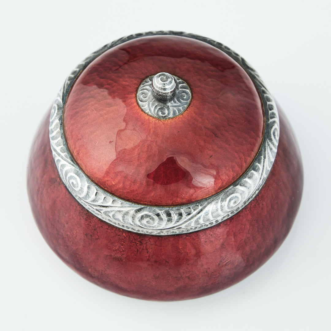 CARIN WÄSTBERG. Bonbonjär, silver och emalj, GAB, Stockholm 1914. Signerad CW.