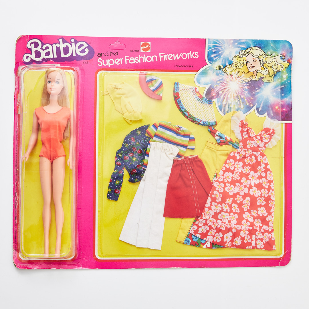 BARBIE AND HER SUPER FASHION FIREWORKS, #9805 Blonde Long Hair with Stacey Head, © Mattel Inc 1958 Korea, OUTFIT, (1977), Mattel.